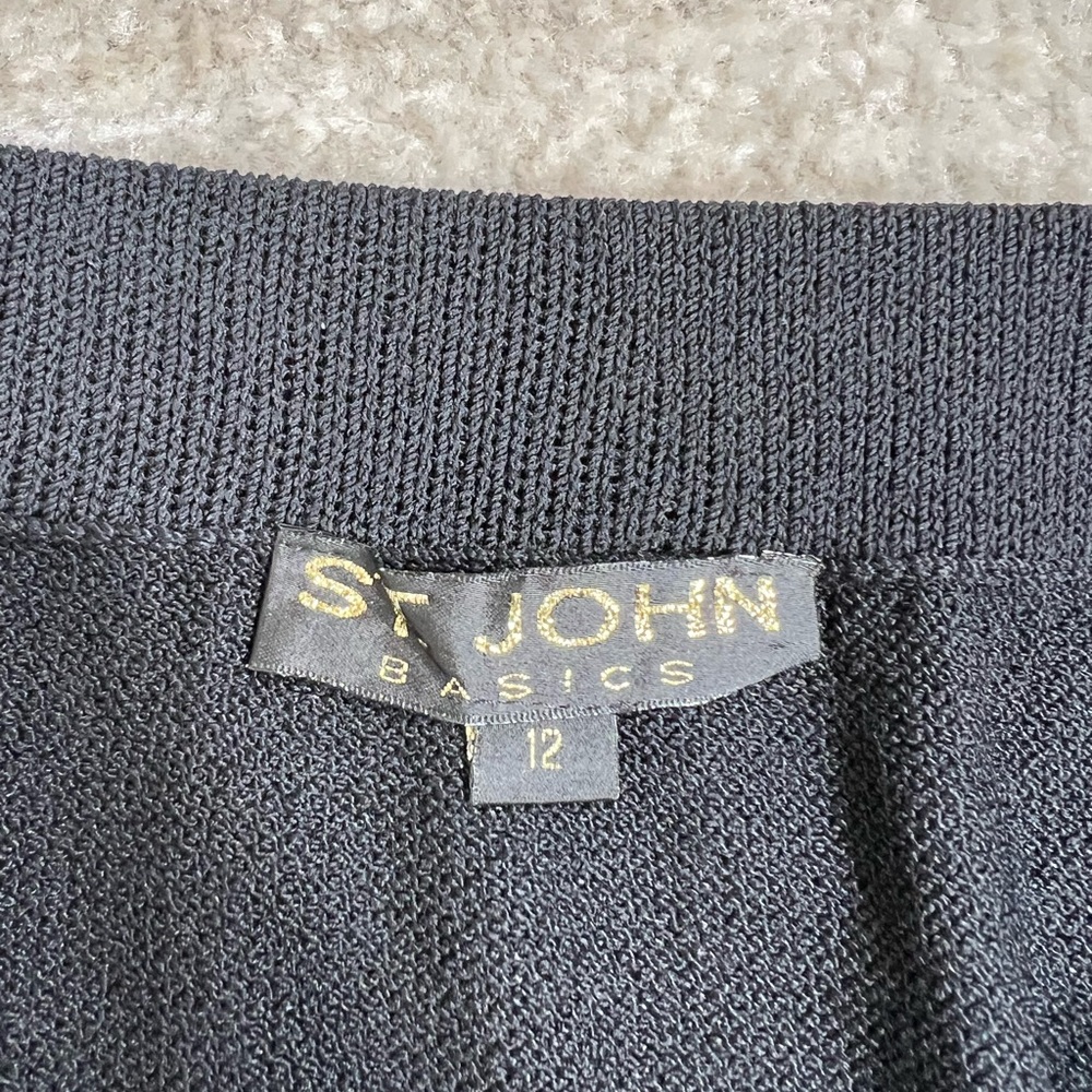 St. John Basic Compact Knit Skirt - image 5